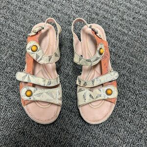 L'Artiste Spring Step Payokya Size 7.5-8